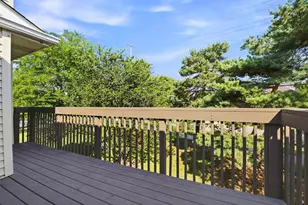 1056 N Pine Tree Circle, Buffalo Grove, IL 60089 - Photo 27