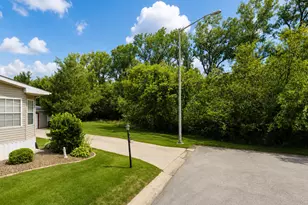 22654 Foxfire Dr, Frankfort, IL 60423 - Photo 1
