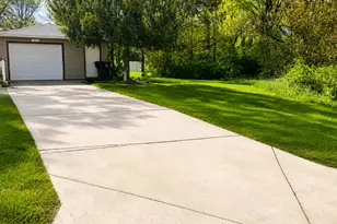 22654 Foxfire Dr, Frankfort, IL 60423 - Photo 3