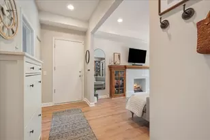 1846 W Berteau Ave, Chicago, IL 60613 - Photo 7