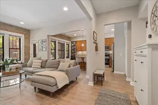 1846 W Berteau Ave, Chicago, IL 60613 - Photo 13