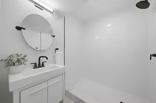 1641 N Springfield Ave, Chicago, IL 60647 - Photo 13