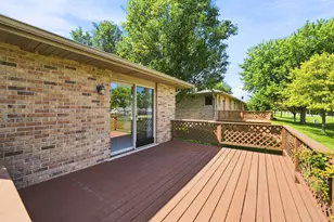 211 Fox Run Dr, Elwood, IL 60421 - Photo 27