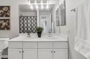 1140 Oakmeadow Ct, Gurnee, IL 60031 - Photo 37
