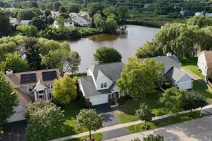 1140 Oakmeadow Ct, Gurnee, IL 60031 - Photo 1
