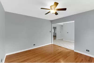 5455 S Catherine Avenue, Countryside, IL 60525 - Photo 9