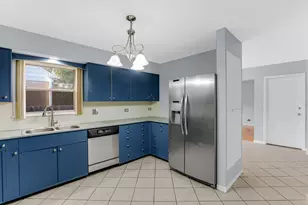 5455 S Catherine Ave, Countryside, IL 60525 - Photo 5