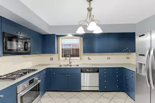 5455 S Catherine Ave, Countryside, IL 60525 - Photo 3