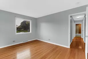 5455 S Catherine Ave, Countryside, IL 60525 - Photo 15