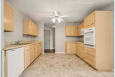 1 Renaissance Place #3G, Palatine, IL 60067 - Photo 3