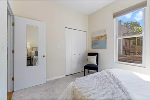 644 W Briar Pl, Chicago, IL 60657 - Photo 15