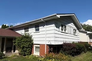 570 Jamison Ln, Hoffman Estates, IL 60169 - Photo 5