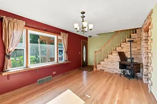 310 N Washington St, Westmont, IL 60559 - Photo 5