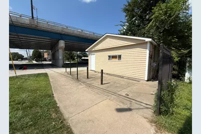 13325 Olde Western Avenue, Blue Island, IL 60406 - Photo 33