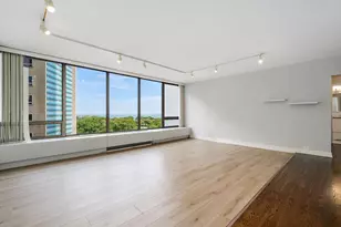 2800 N Lake Shore Dr, Chicago, IL 60657 - Photo 9