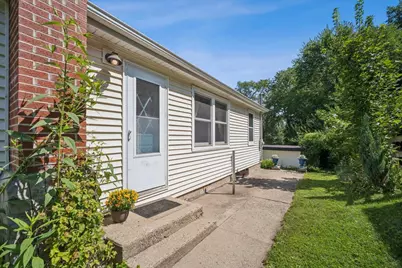 25 Mosedale Street, Saint Charles, IL 60174 - Photo 17