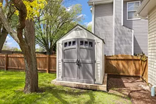 900 Chelsea Ct, Aurora, IL 60504 - Photo 35