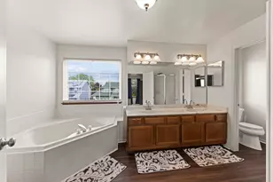 900 Chelsea Ct, Aurora, IL 60504 - Photo 21