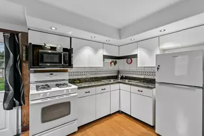 21139 Olympian Way, Matteson, IL 60443 - Photo 3