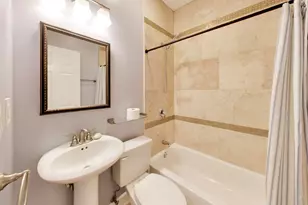 4253 N Mozart St, Chicago, IL 60618 - Photo 21
