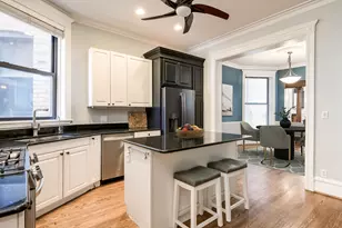 734 W Briar Pl, Chicago, IL 60657 - Photo 11