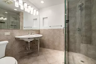 734 W Briar Pl, Chicago, IL 60657 - Photo 13