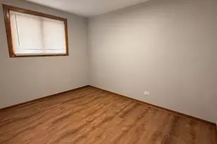 7966 S Kolin Ave, Chicago, IL 60652 - Photo 5