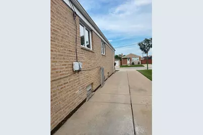 7966 S Kolin Avenue, Chicago, IL 60652 - Photo 13