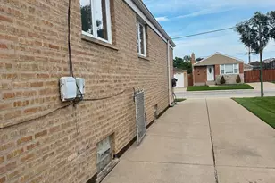 7966 S Kolin Ave, Chicago, IL 60652 - Photo 13