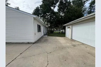 422 Haller Avenue, Romeoville, IL 60446 - Photo 3