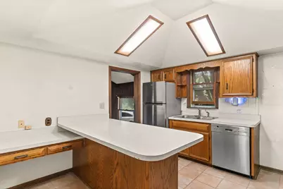 706 Old Indian Trail, Aurora, IL 60506 - Photo 17