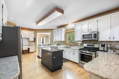 2020 Carlisle Street, Algonquin, IL 60102 - Photo 7