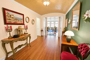 415 W Aldine Ave, Chicago, IL 60657 - Photo 5