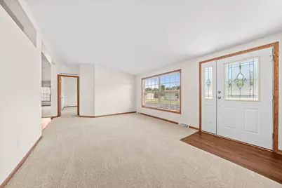 5631 Irving Boulevard, Machesney Park, IL 61115 - Photo 7