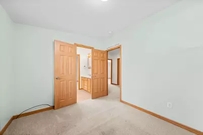 5631 Irving Boulevard, Machesney Park, IL 61115 - Photo 31