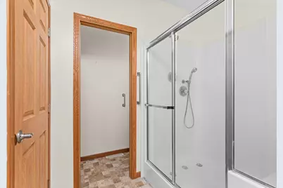 5631 Irving Boulevard, Machesney Park, IL 61115 - Photo 29