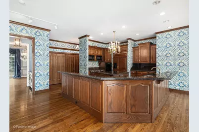 25W471 Plamondon Road, Wheaton, IL 60189 - Photo 19