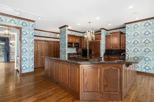 25W471 Plamondon Rd, Wheaton, IL 60189 - Photo 19