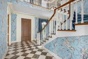 25W471 Plamondon Rd, Wheaton, IL 60189 - Photo 9