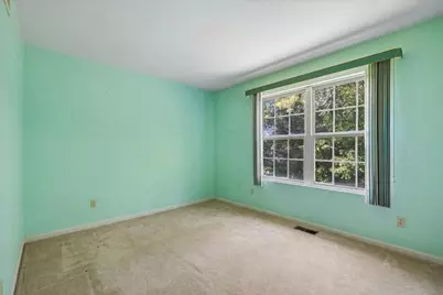 650 Glenbrook Road, Crystal Lake, IL 60012 - Photo 15