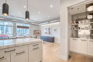 910 W Madison St, Chicago, IL 60607 - Photo 25