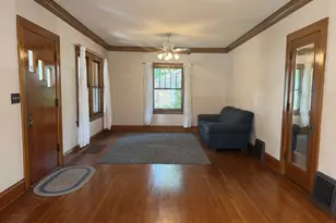 1106 E Olive Street E, Bloomington, IL 61701 - Photo 5