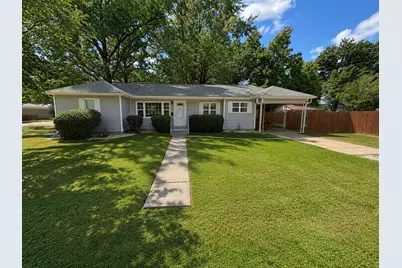 320 Anderson Street, Centralia, IL 62801 - Photo 1