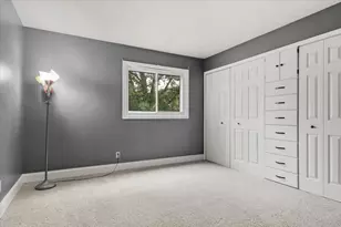 1920 Tracy Dr, Bloomington, IL 61704 - Photo 13
