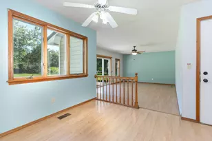 19780 Lakewood Dr, Bloomington, IL 61705 - Photo 13