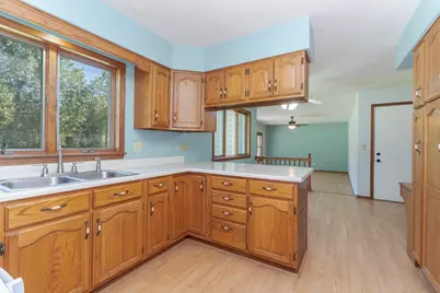 19780 Lakewood Drive, Bloomington, IL 61705 - Photo 11