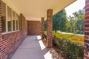 19780 Lakewood Dr, Bloomington, IL 61705 - Photo 3