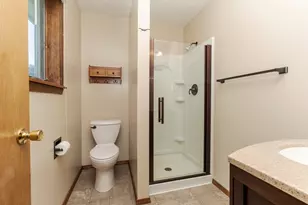 19780 Lakewood Dr, Bloomington, IL 61705 - Photo 19