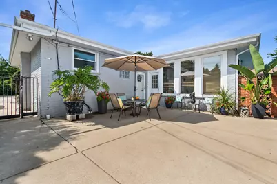 8315 Parkside Avenue, Morton Grove, IL 60053 - Photo 5