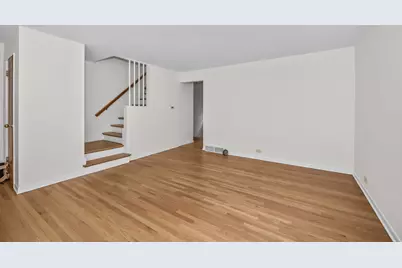 4720 Washington Street #C, Skokie, IL 60076 - Photo 3